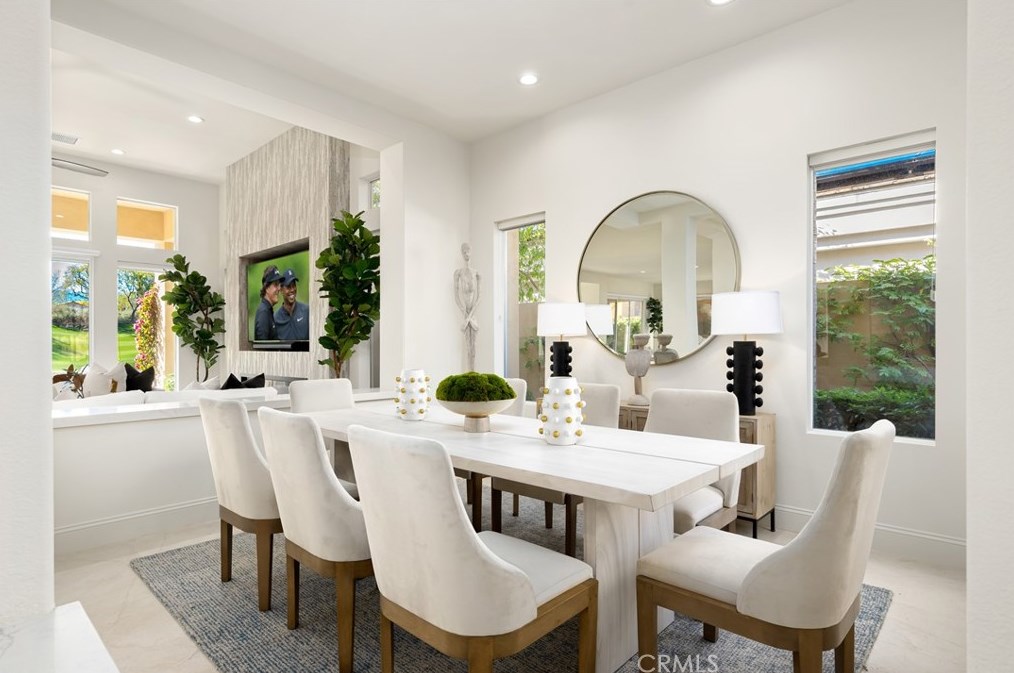 223 Desert Holly Dr, Palm Desert CA  92211-7410 exterior