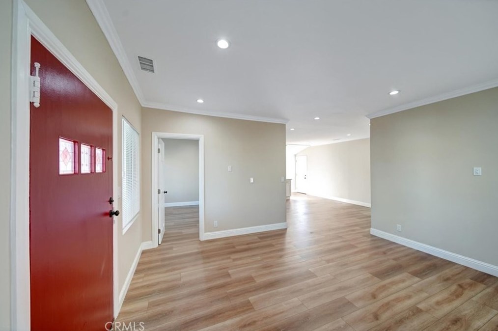 1660 57th St, Los Angeles CA  90011-5049 exterior