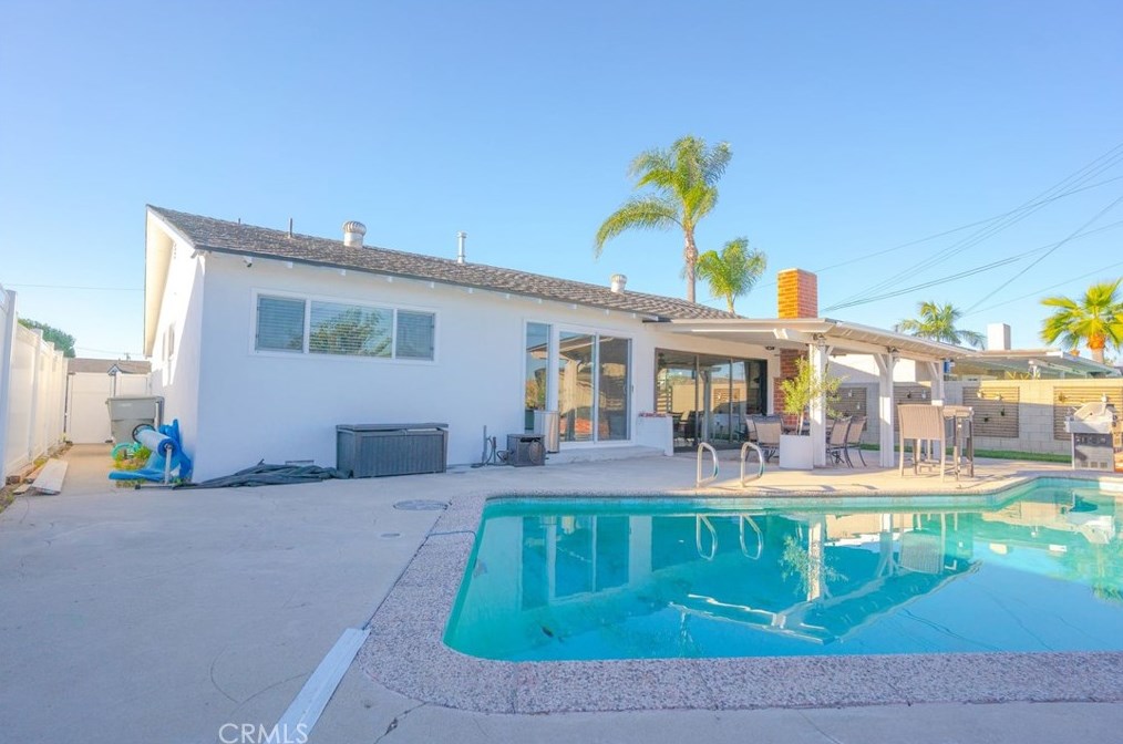 2621 Silverspur Ln, La Habra CA  90631-6219 exterior