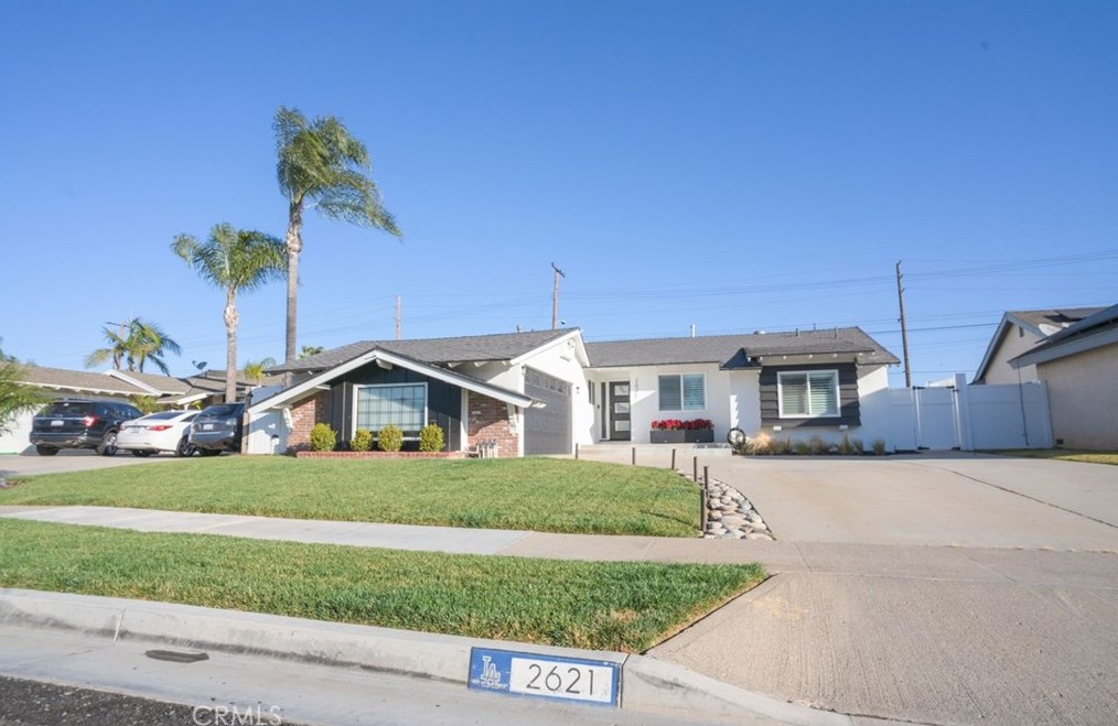 2621 Silverspur Ln, La Habra CA  90631-6219 exterior