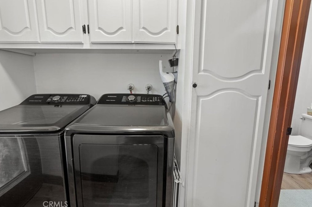 16362 Hollywood Ln, Huntington Beach CA  92649-2635 exterior