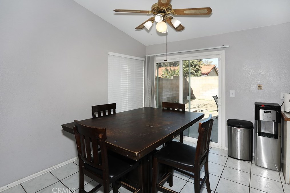 7420 Grace St, Fontana CA  92336-2379 exterior