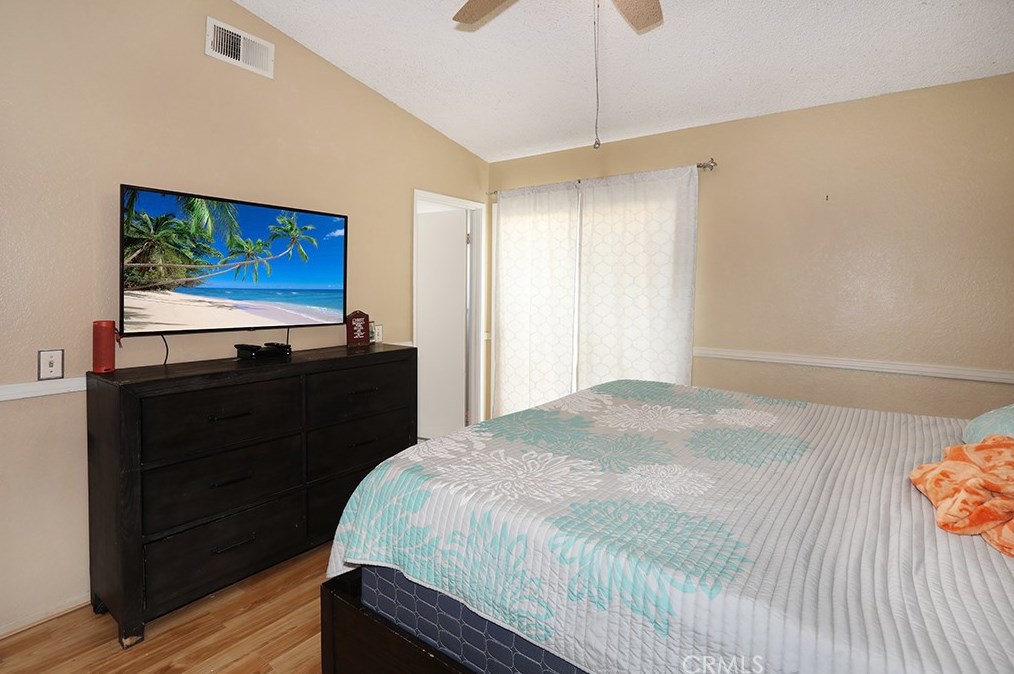 7420 Grace St, Fontana CA  92336-2379 exterior