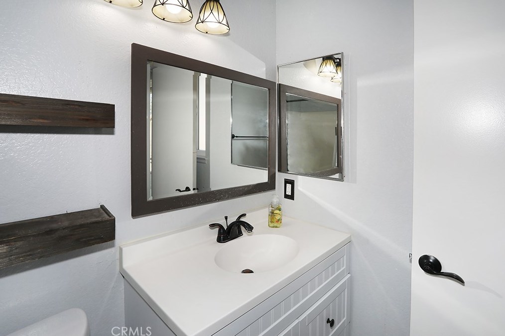 7420 Grace St, Fontana CA  92336-2379 exterior