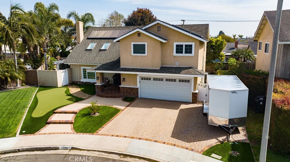 17142 Englewood Cir, Huntington Beach CA  92647-5502 exterior