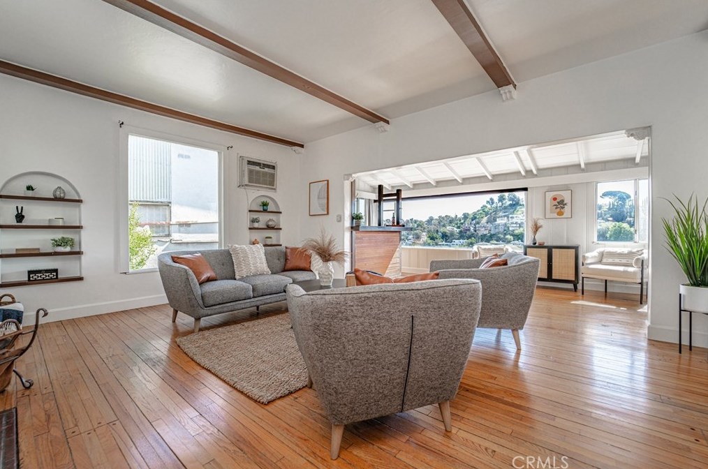 1774 Rotary Dr, Los Angeles CA  90026-1218 exterior