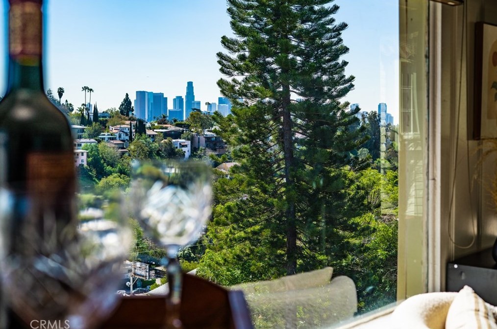 1774 Rotary Dr, Los Angeles CA  90026-1218 exterior