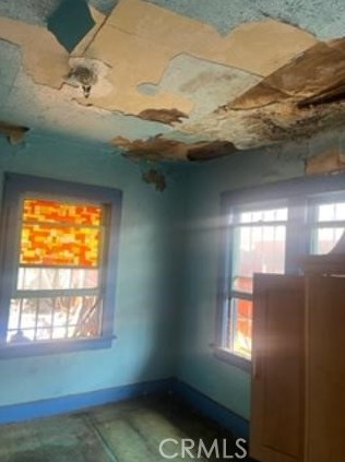 843 33rd St, Los Angeles CA  90011-2415 exterior