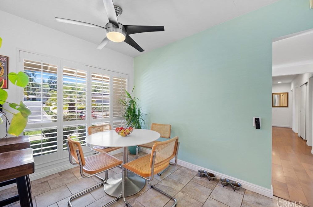 1102 Hendrix Ave, Thousand Oaks CA  91360-3647 exterior