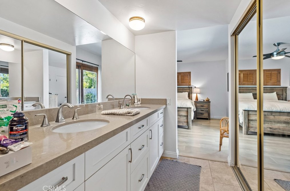 1102 Hendrix Ave, Thousand Oaks CA  91360-3647 exterior