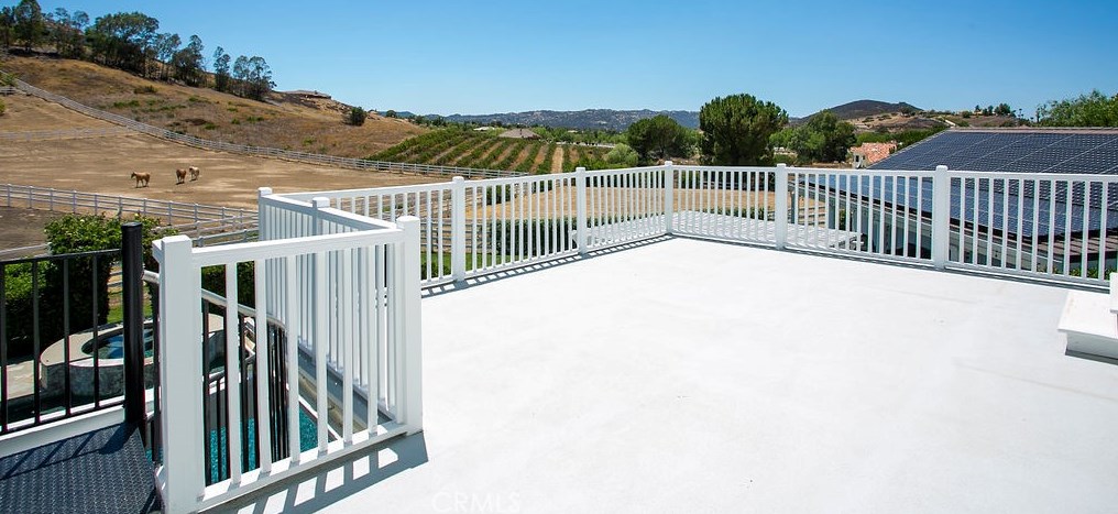 39315 Calle De Suenos, Murrieta CA  92562-7309 exterior