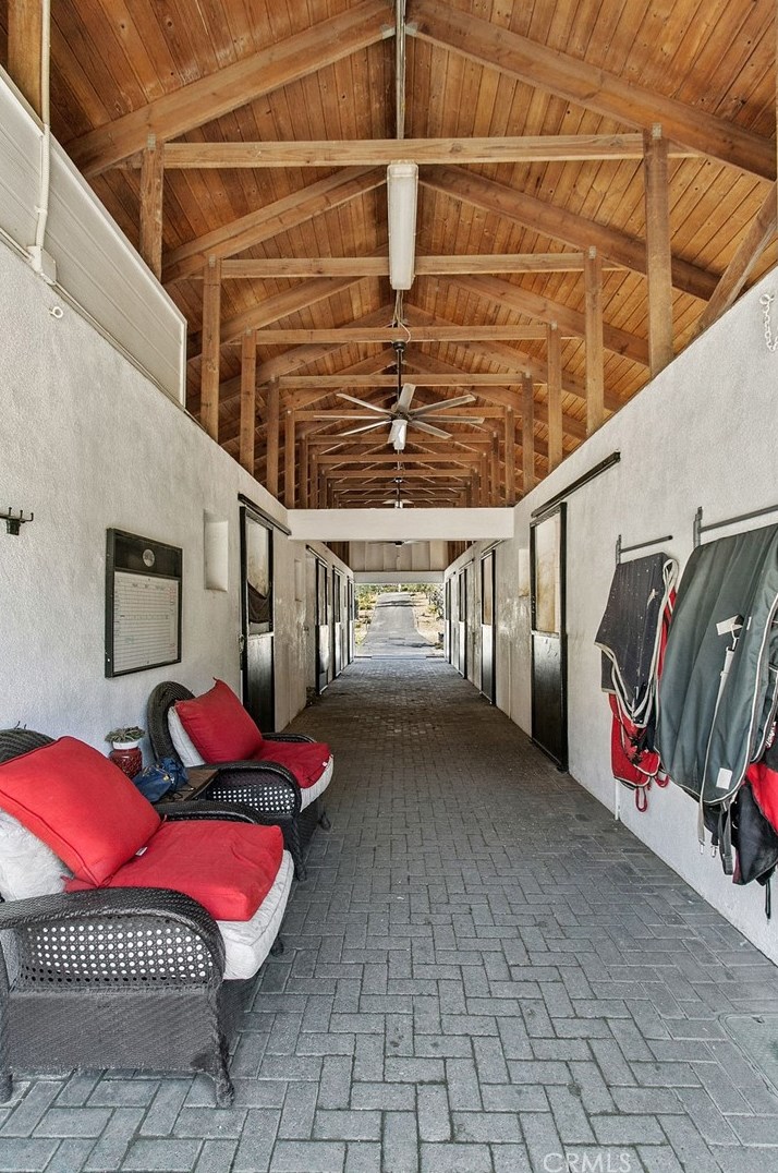 39315 Calle De Suenos, Murrieta CA  92562-7309 exterior