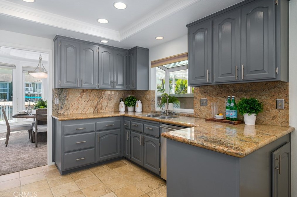5377 Via Morena, Yorba Linda CA  92886-5008 exterior