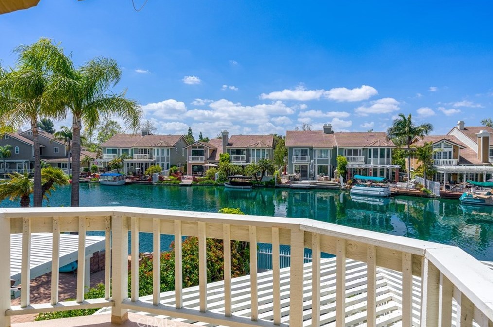 5377 Via Morena, Yorba Linda CA  92886-5008 exterior
