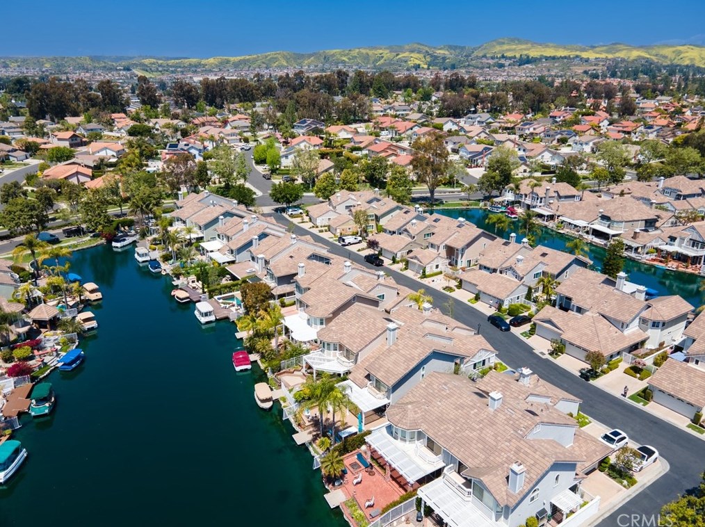 5377 Via Morena, Yorba Linda CA  92886-5008 exterior