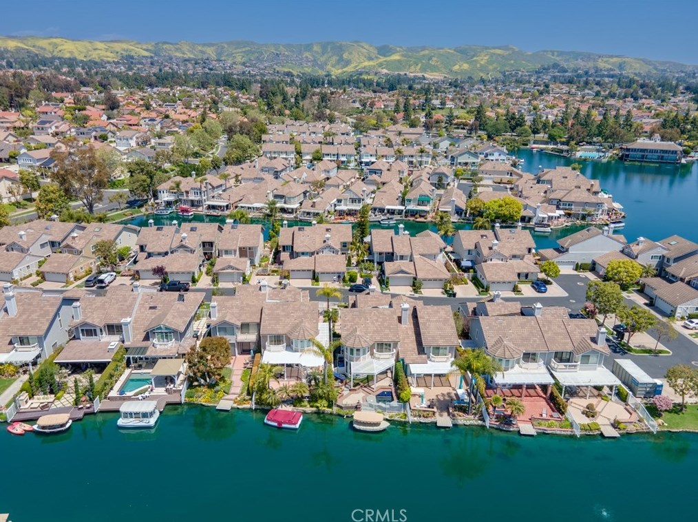 5377 Via Morena, Yorba Linda CA  92886-5008 exterior