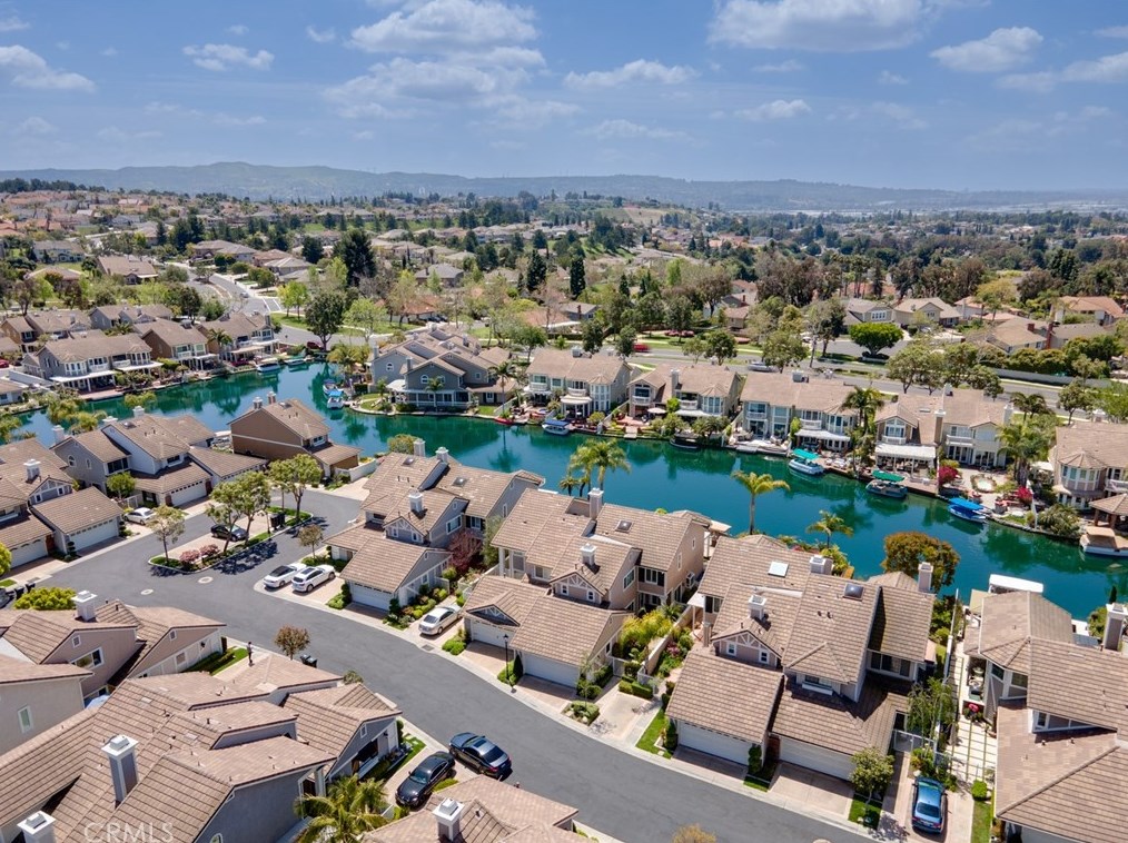 5377 Via Morena, Yorba Linda CA  92886-5008 exterior