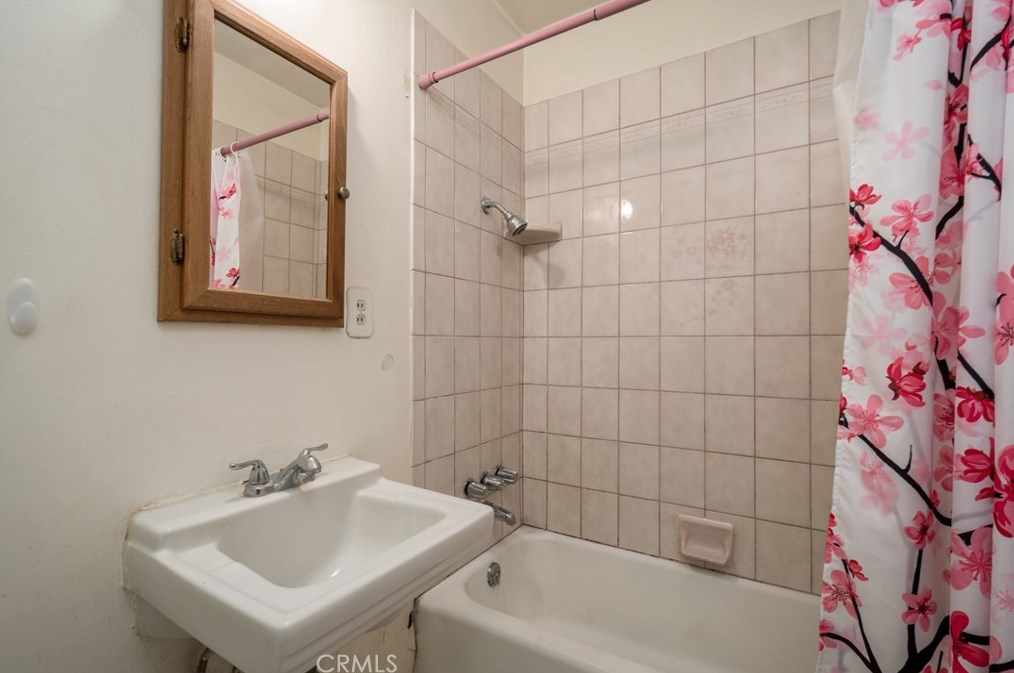 12605 Highdale St, Norwalk CA  90650-6815 exterior