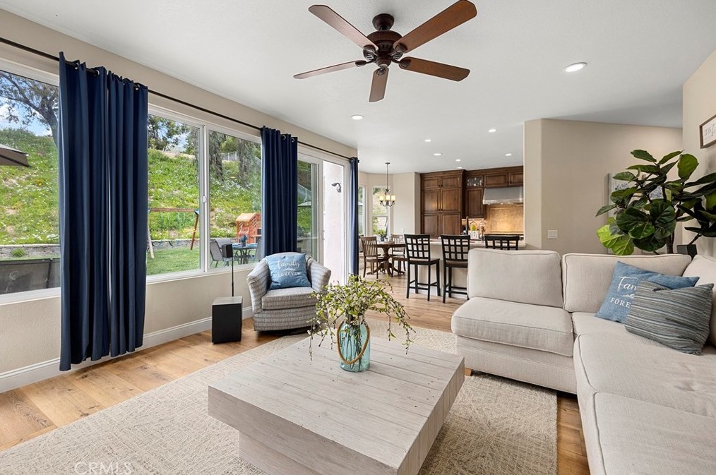5378 Los Monteros, Yorba Linda CA  92887-5107 exterior