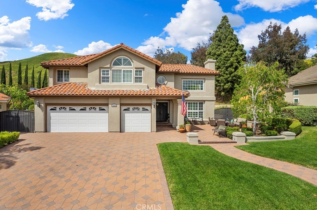 5378 Los Monteros, Yorba Linda CA  92887-5107 exterior