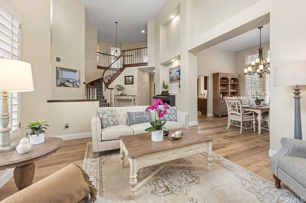5378 Los Monteros, Yorba Linda CA  92887-5107 exterior