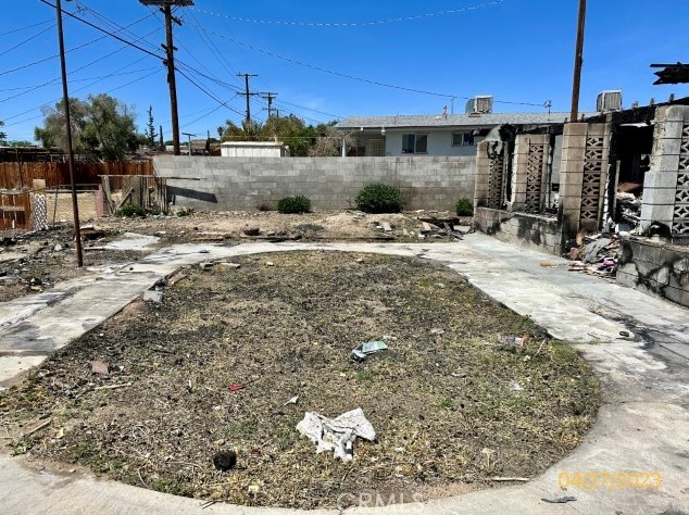 1100 Navajo St, Barstow CA  92311-4046 exterior