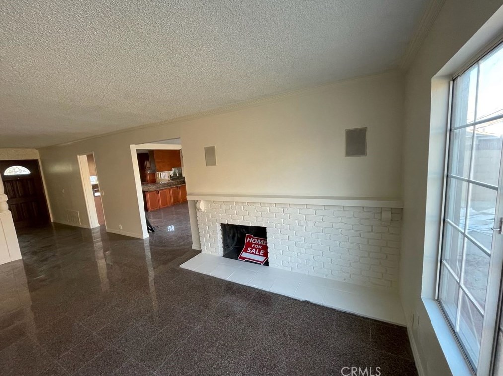 1847 Abbottson St, Long Beach CA  90746-2901 exterior