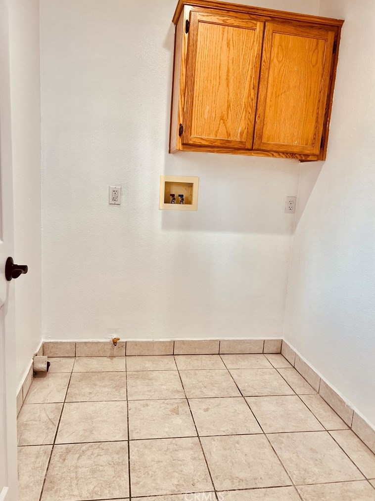 356 81st St, Los Angeles CA  90003-2609 exterior