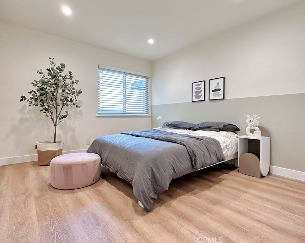 8892 Gleneagles Cir, Westminster CA  92683-6829 exterior