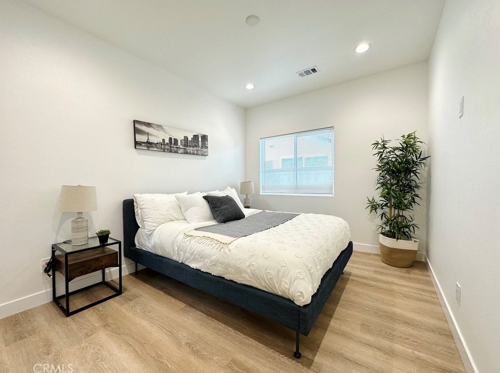 8892 Gleneagles Cir, Westminster CA  92683-6829 exterior