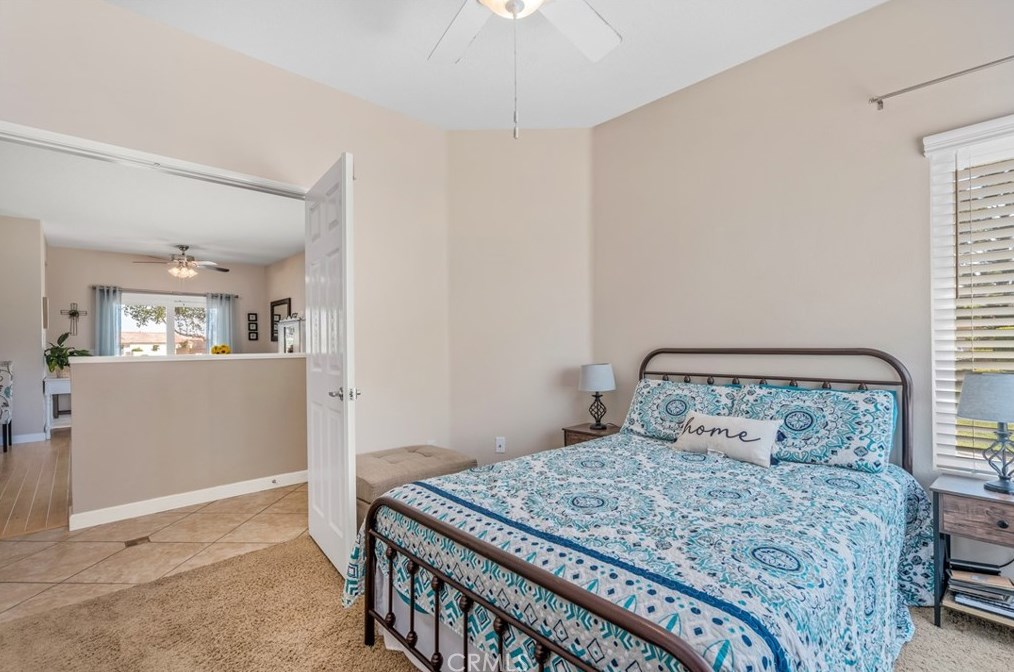 11690 Oak St, Apple Valley CA  92308-4959 exterior