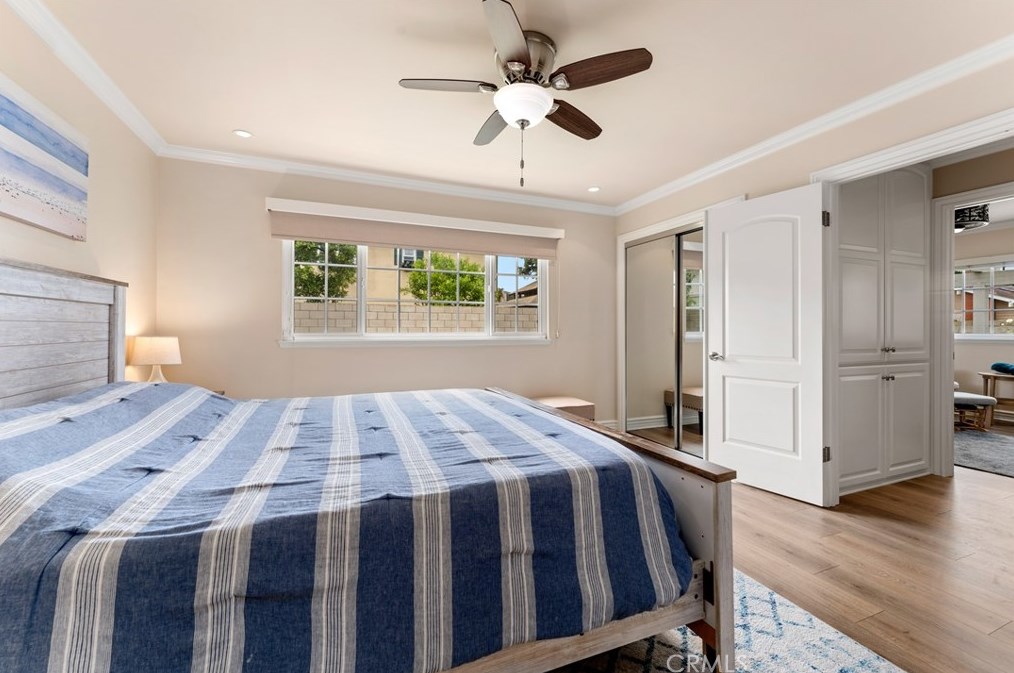 6532 Kilda Cir, Huntington Beach CA  92647-5625 exterior
