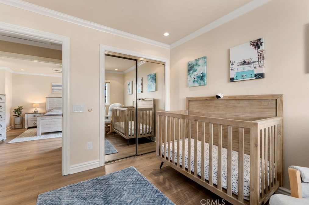 6532 Kilda Cir, Huntington Beach CA  92647-5625 exterior