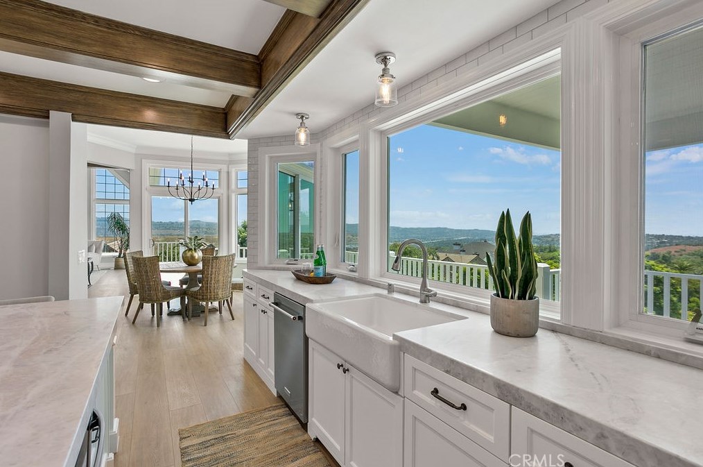 22481 Msn Hl Ln, Yorba Linda CA  92887-2729 exterior