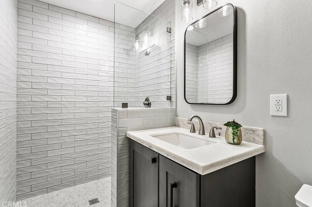 22481 Msn Hl Ln, Yorba Linda CA  92887-2729 exterior
