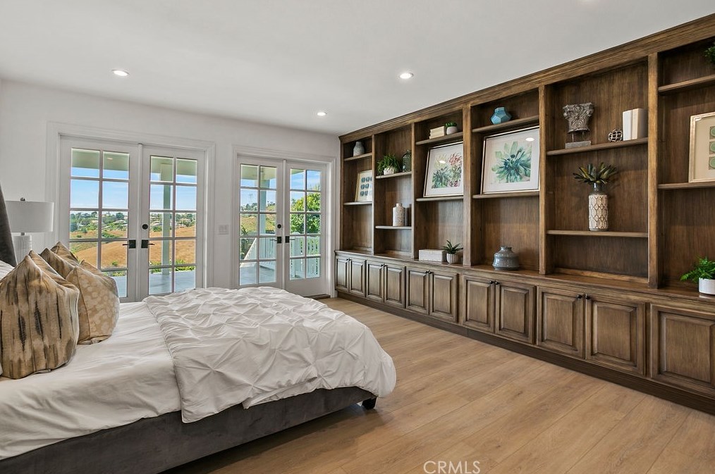 22481 Msn Hl Ln, Yorba Linda CA  92887-2729 exterior