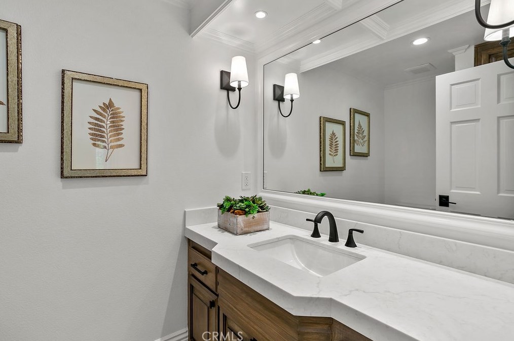 22481 Msn Hl Ln, Yorba Linda CA  92887-2729 exterior