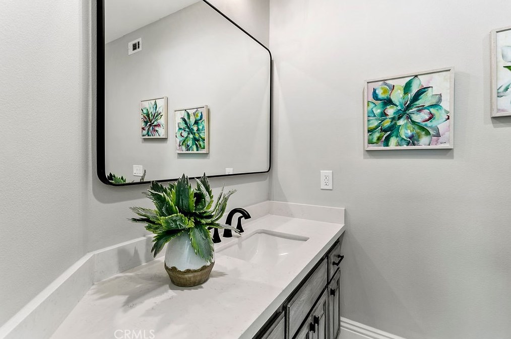 22481 Msn Hl Ln, Yorba Linda CA  92887-2729 exterior