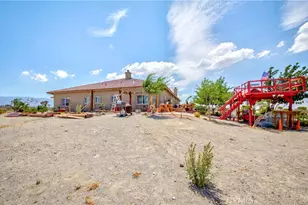 3789 Luna Rd, Phelan, CA 92371 - Photo 11