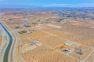 3789 Luna Rd, Phelan, CA 92371 - Photo 5