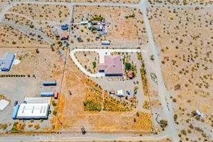 3789 Luna Rd, Phelan, CA 92371 - Photo 3
