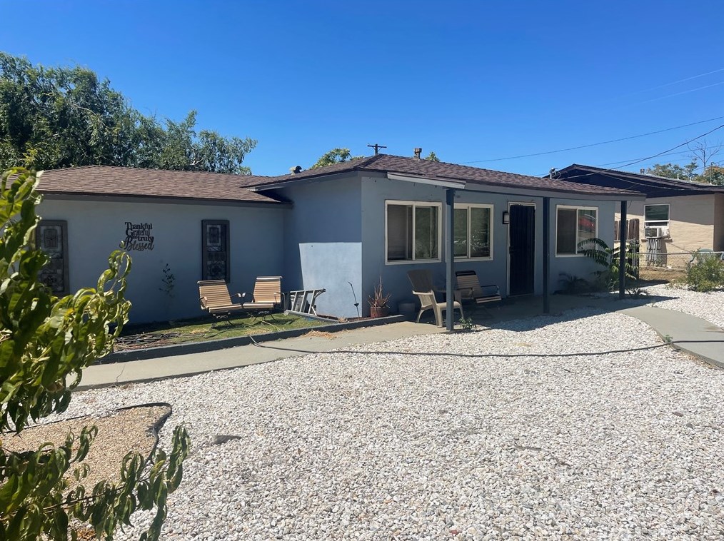 1228 George St, Banning CA  92220-5718 exterior