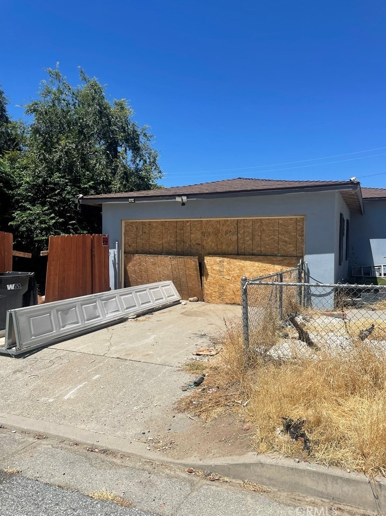 1228 George St, Banning CA  92220-5718 exterior