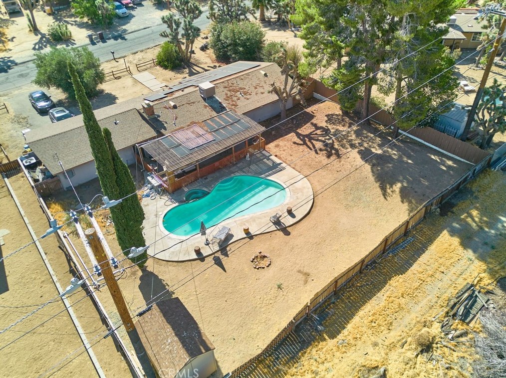 7870 Palm Ave, Yucca Valley CA 92284-4046 exterior