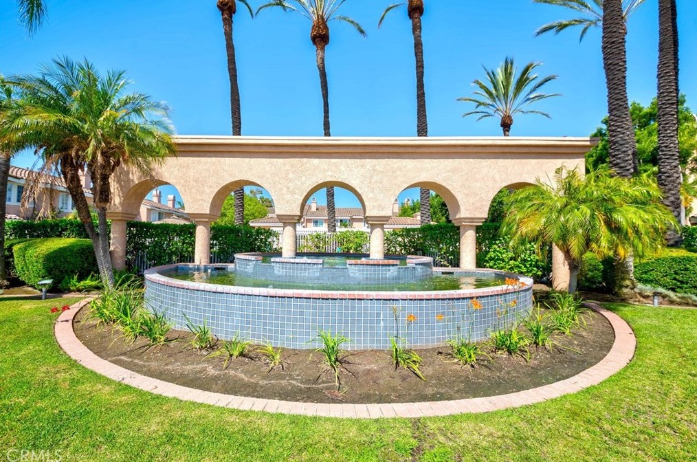 12155 Napoli Dr, Artesia CA  90703-2772 exterior