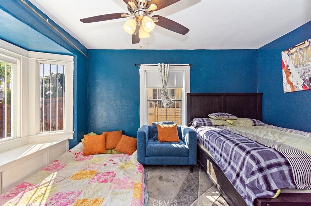 1309 73rd St, Los Angeles CA  90044-2437 exterior