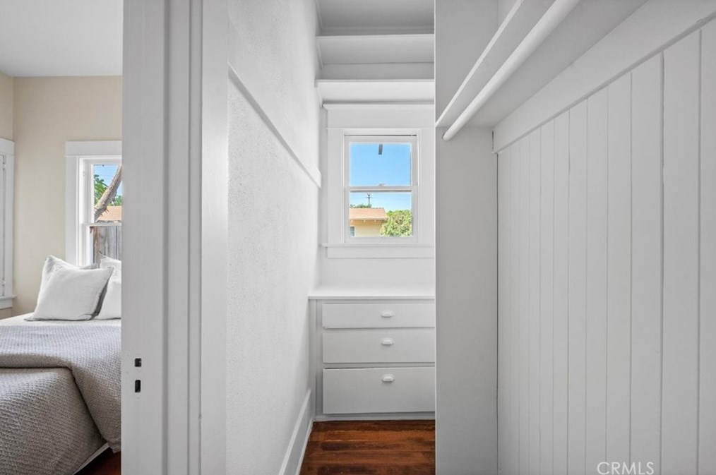 2620 Flower St, Santa Ana CA 92706-1930 exterior