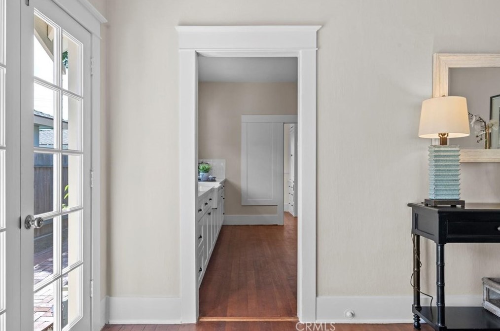 2620 Flower St, Santa Ana CA 92706-1930 exterior