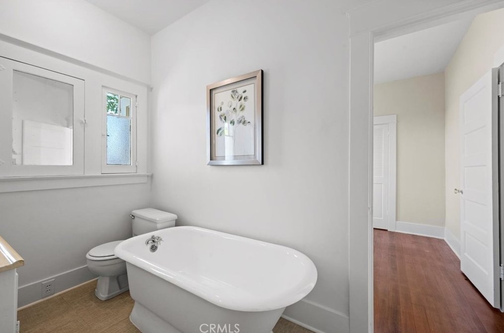 2620 Flower St, Santa Ana CA 92706-1930 exterior