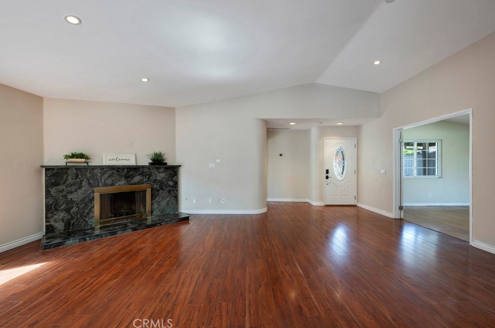 4616 Golden Ridge Dr, Corona CA  92880-9412 exterior
